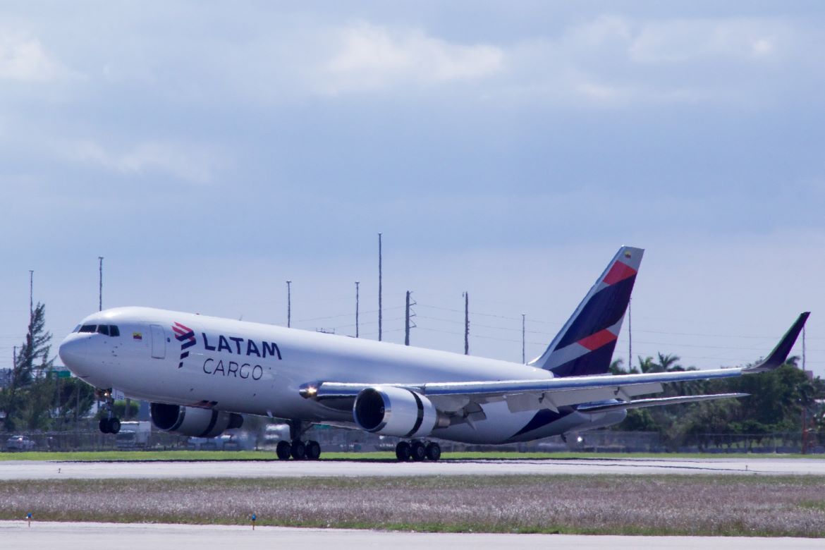 LATAM Airlines convertirá 8 aviones Boeing 767-300ER en cargueros